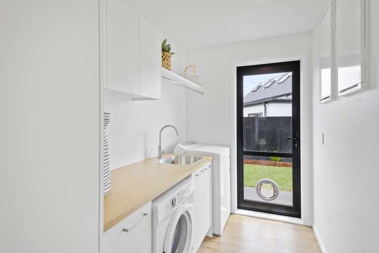 8 Hollard Crescent Lincoln_15