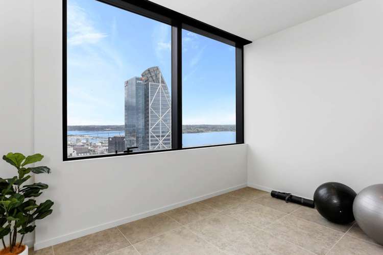 3401/10 Commerce Street City Centre_15