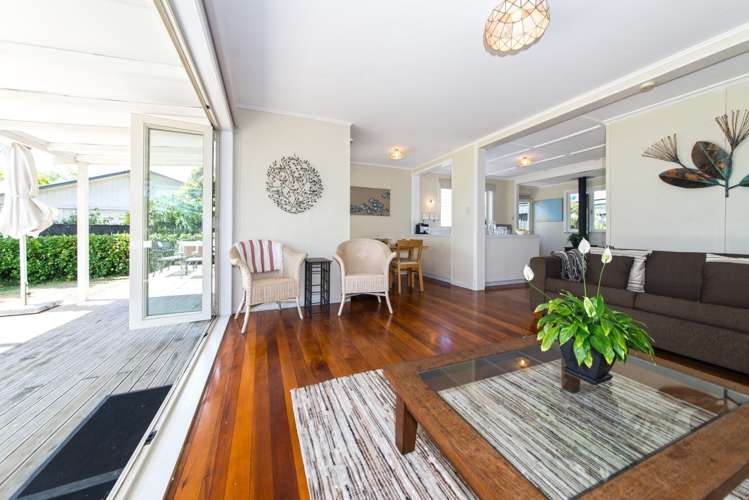 27 Kawakawa Bay Coast Road Kawakawa Bay_8