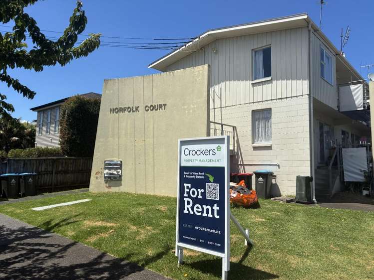 4/8 Shackleton Road Mount Eden_1