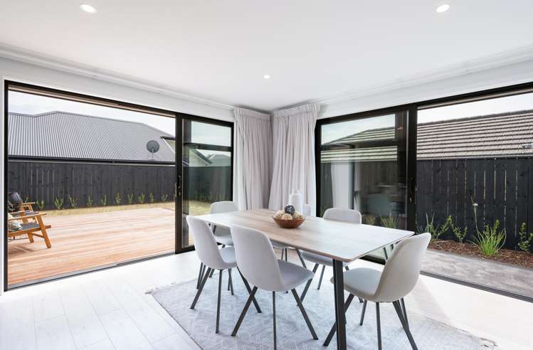 32 Cupola Crescent Richmond_8