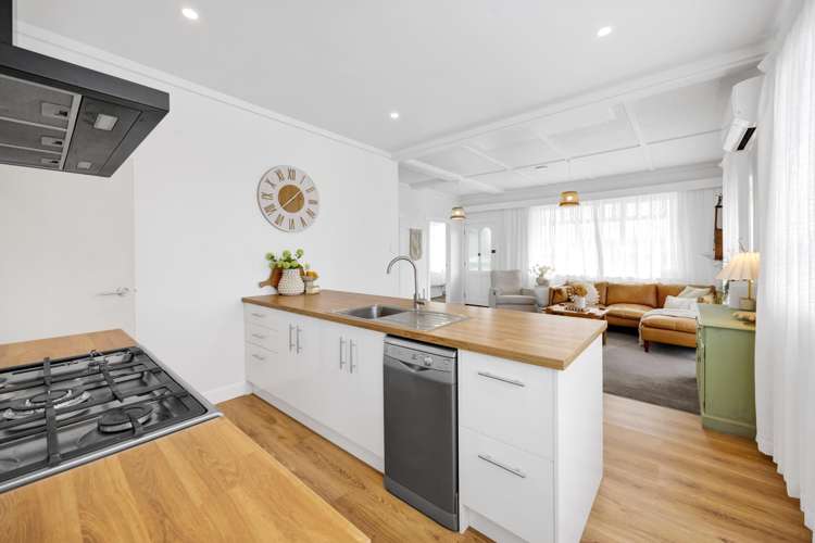 21 High Street West Waitara_11