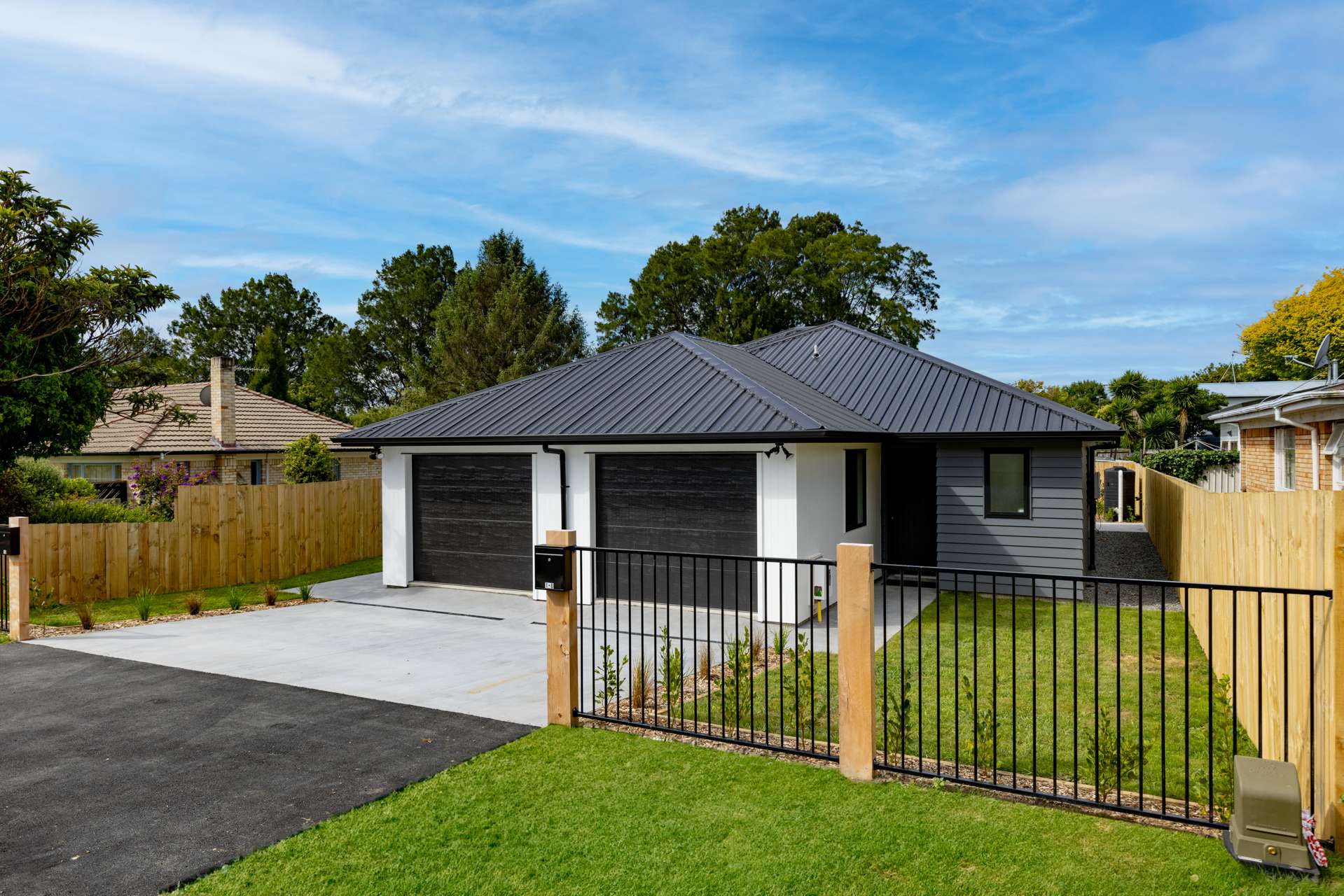 1/6 Walsh Street Forest Lake_0