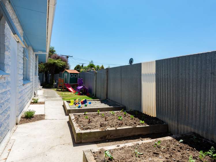 12 Glover Crescent Blenheim Central_23