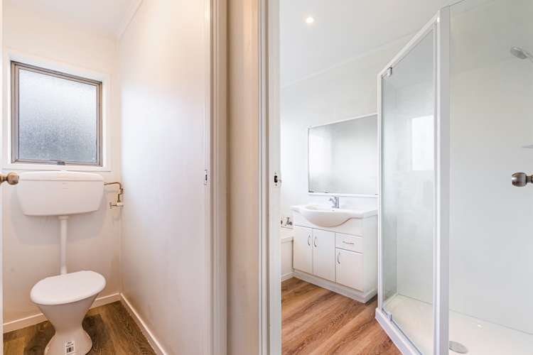 27 Huruhuru Road Massey_18