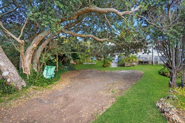 18 Hinau Street New Lynn_10