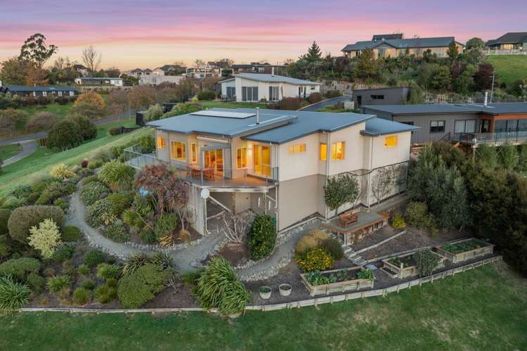 12 Lake View Place Fairhall_4