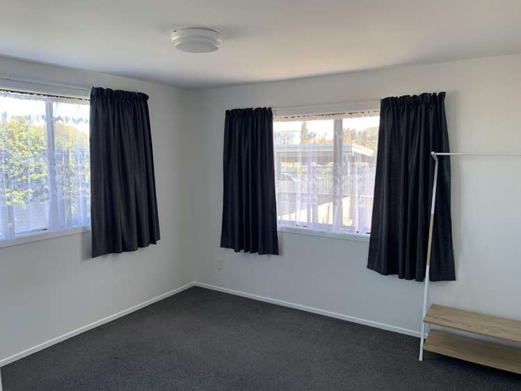 1212 Cunningham Crescent Mayfair_5