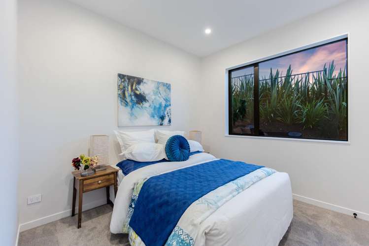 77 Skulander Crescent Millwater_10