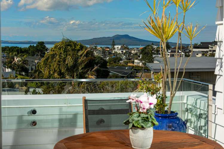 2/30 Bevyn Street Castor Bay_6