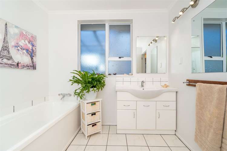 29 Salisbury Road Bradford_17