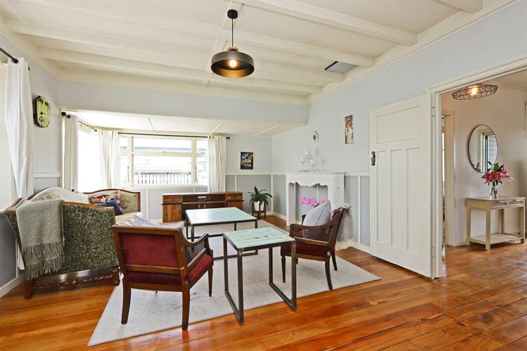 605 Willowpark Road South Akina_8