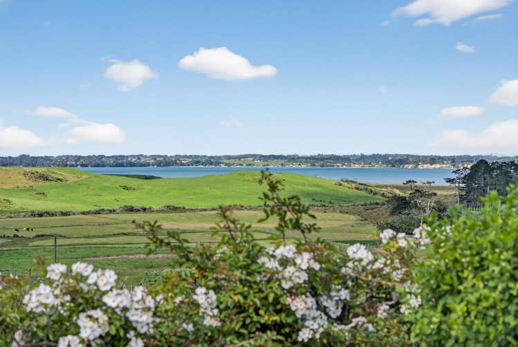 722 Awhitu Road Waiuku_24