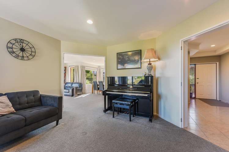 8 Cheshire Place Stoke_13