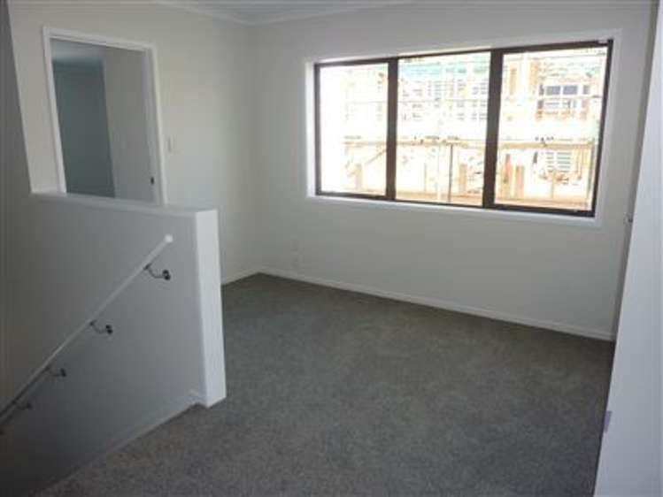 12 Teal Way Hobsonville_7