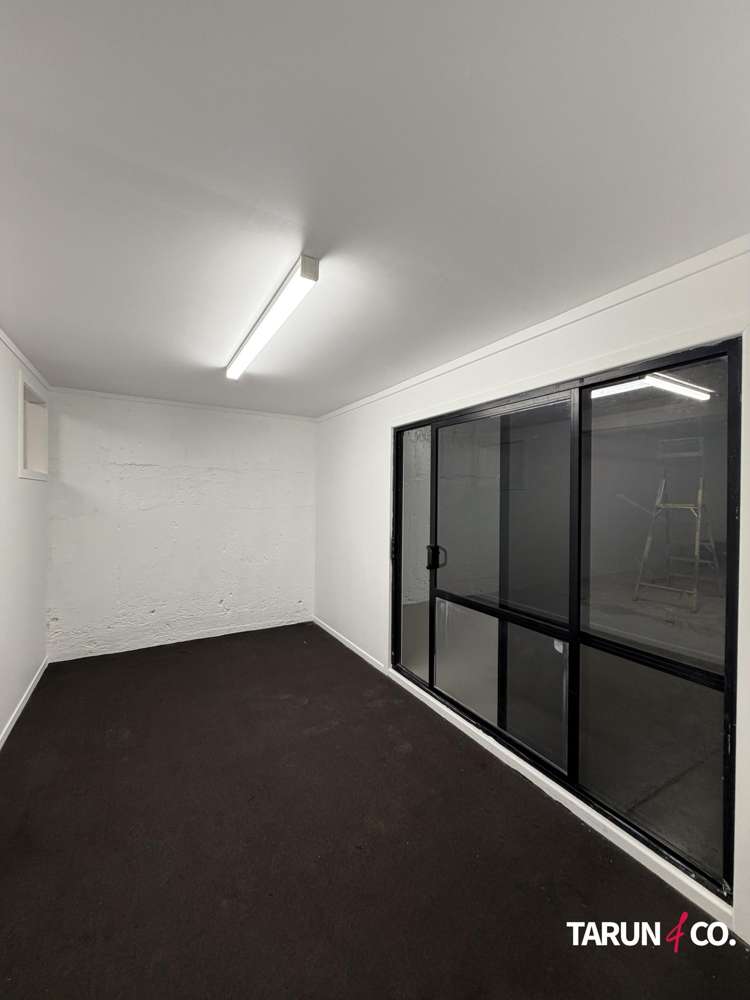 69F Onehunga Mall Onehunga_1