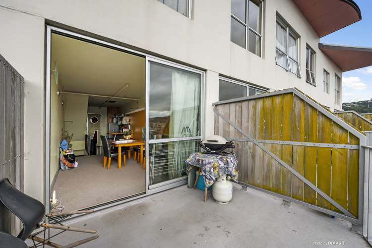 4q/51 Webb Street Mount Cook_2