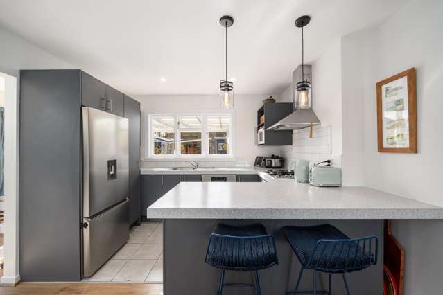 90 Joy Street Shirley_3