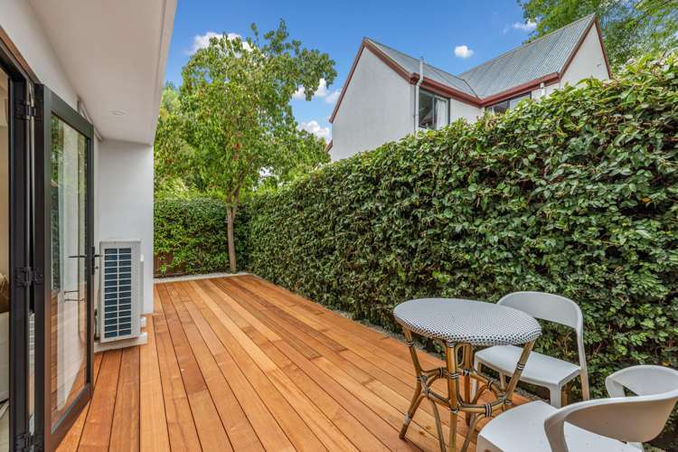 2/8 Mayfair Street Riccarton_37