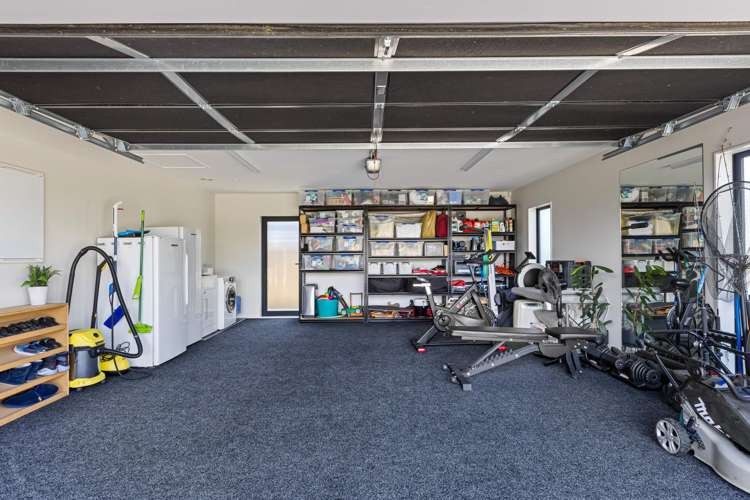 10 Alfred Peter Crescent Warkworth_15