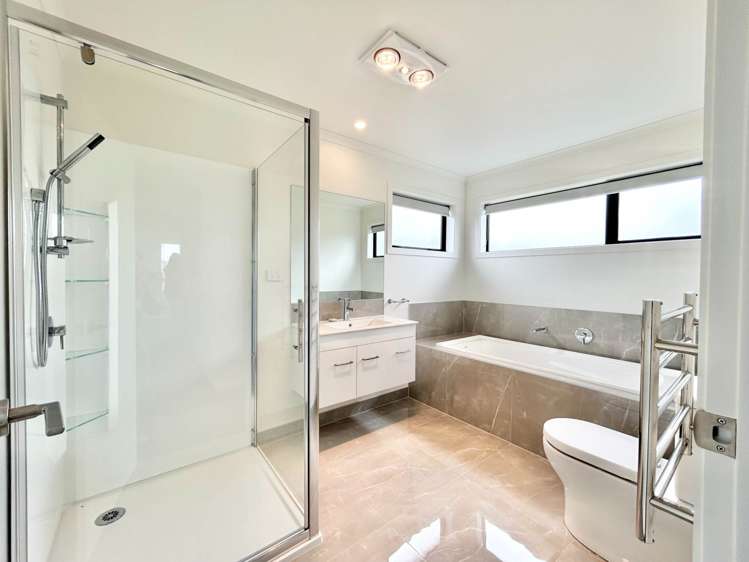 Malahide Drive Flat Bush_19