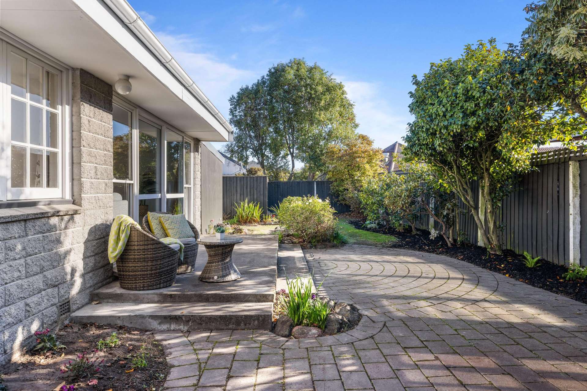 2/75 Garreg Road Bryndwr_0