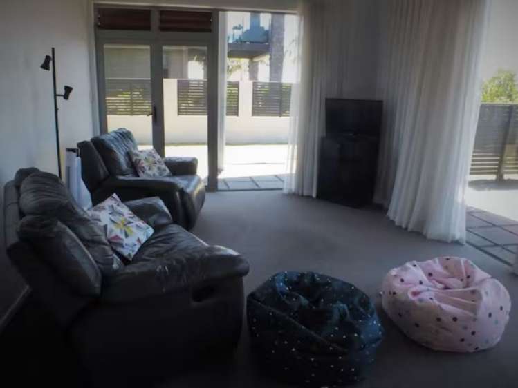 32 Mauritius Key Papamoa Beach_5