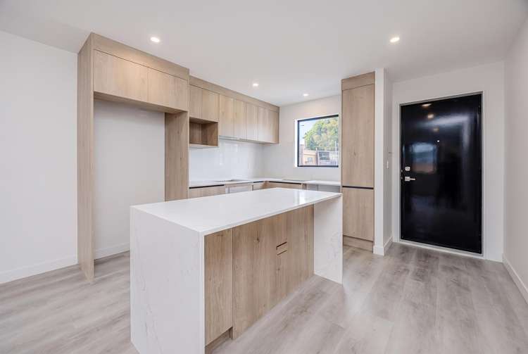 2/9 Glenside Avenue_2