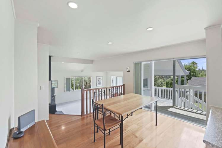 16 Alec Craig Way Gulf Harbour_8