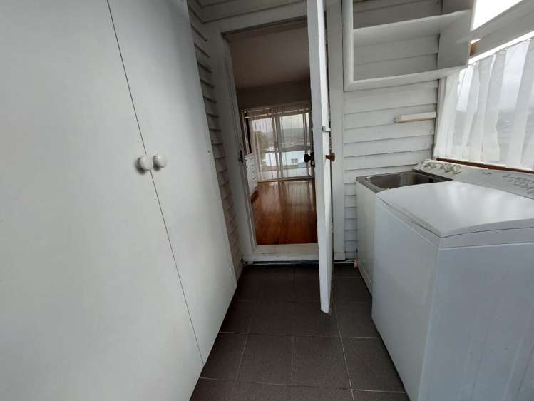 14b James Laurie Street Henderson_14