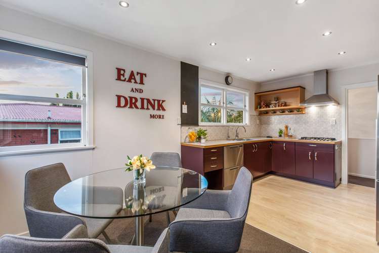 76 Vandeleur Avenue Birkdale_6