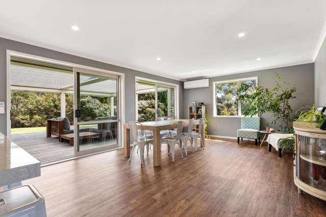 17 Ruth Craig Place Stanmore Bay_3