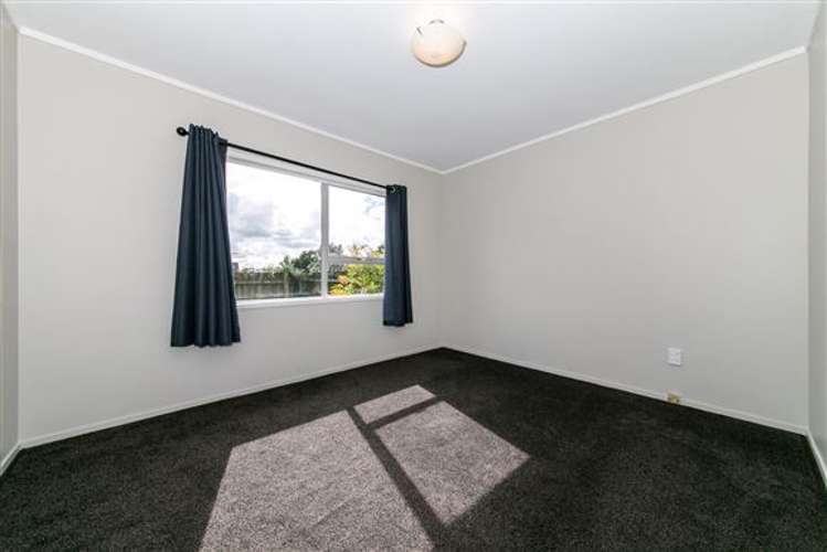 2/92 Kenderdine Road Papatoetoe_6