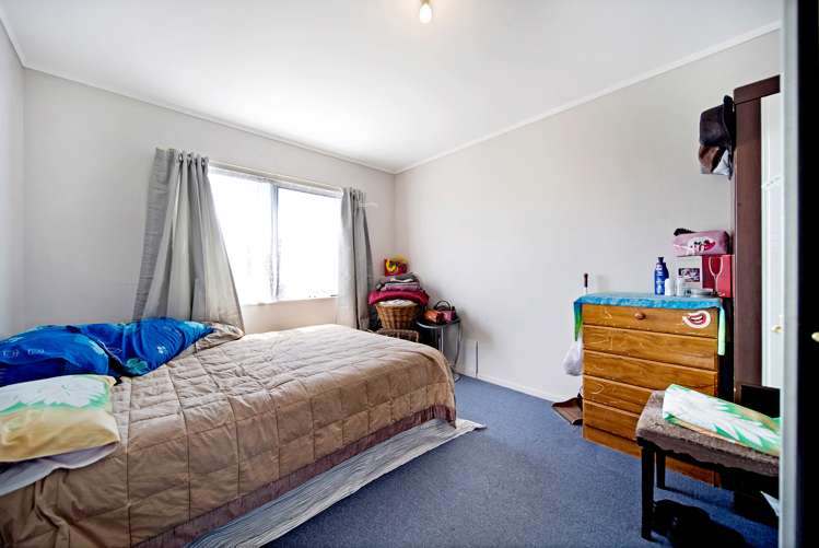 77 Maplesden Drive Clendon Park_8