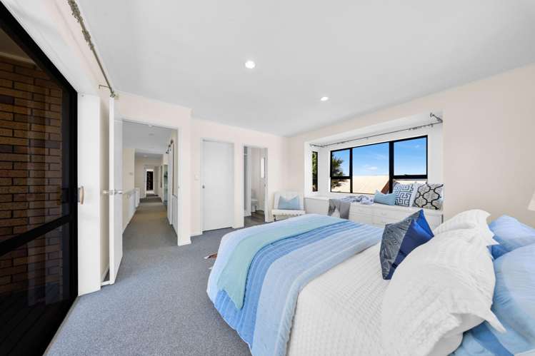 9 Cambric Place Botany Downs_16