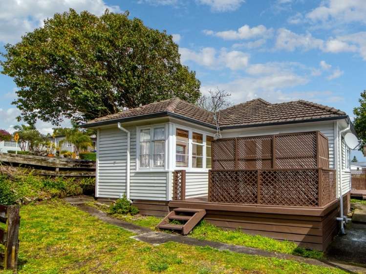 1/132 Edmonton Road Te Atatu South_0