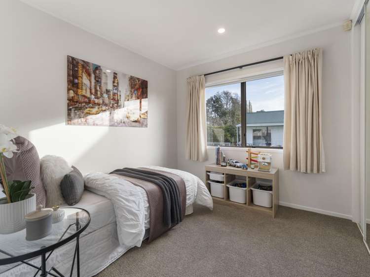 10 Bluewater Place Wattle Downs_23