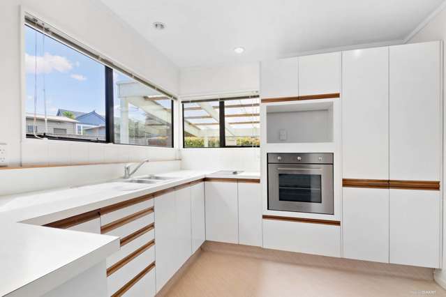 1/30 Savoy Road Glen Eden_2