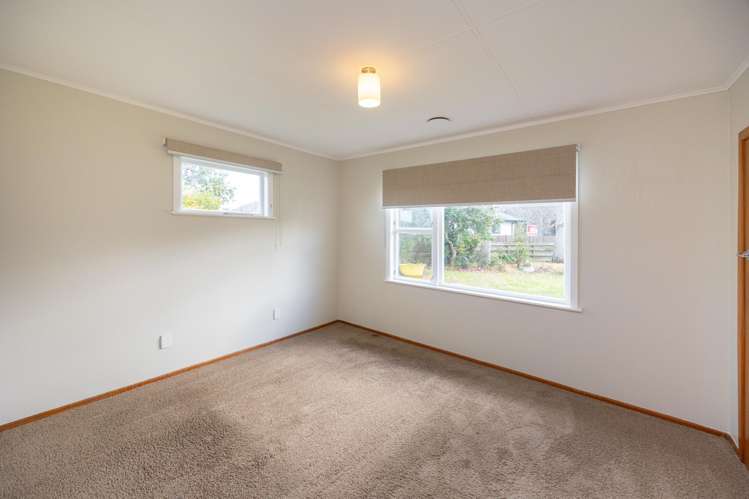 5 Reid Line West Feilding_6