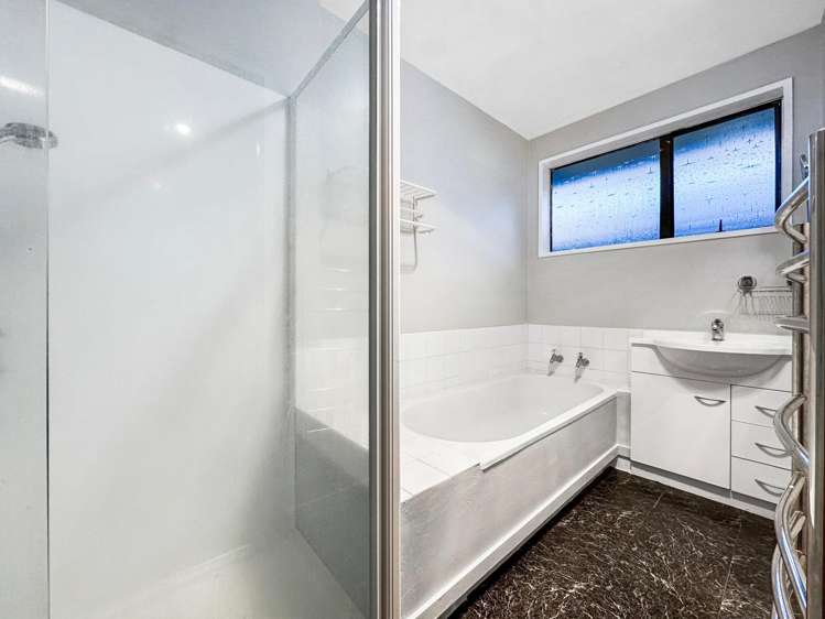 2/37 Karnak Crescent Russley_9