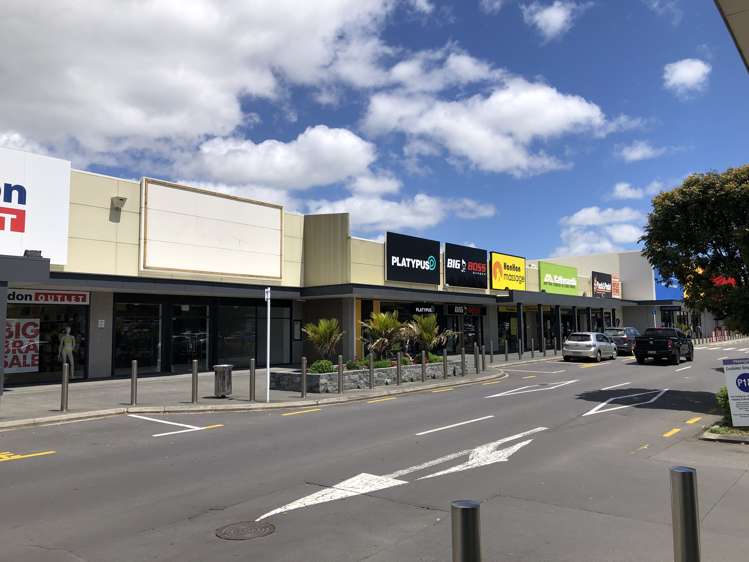 Retail 3/1-5 Fernhill Drive Westgate_6