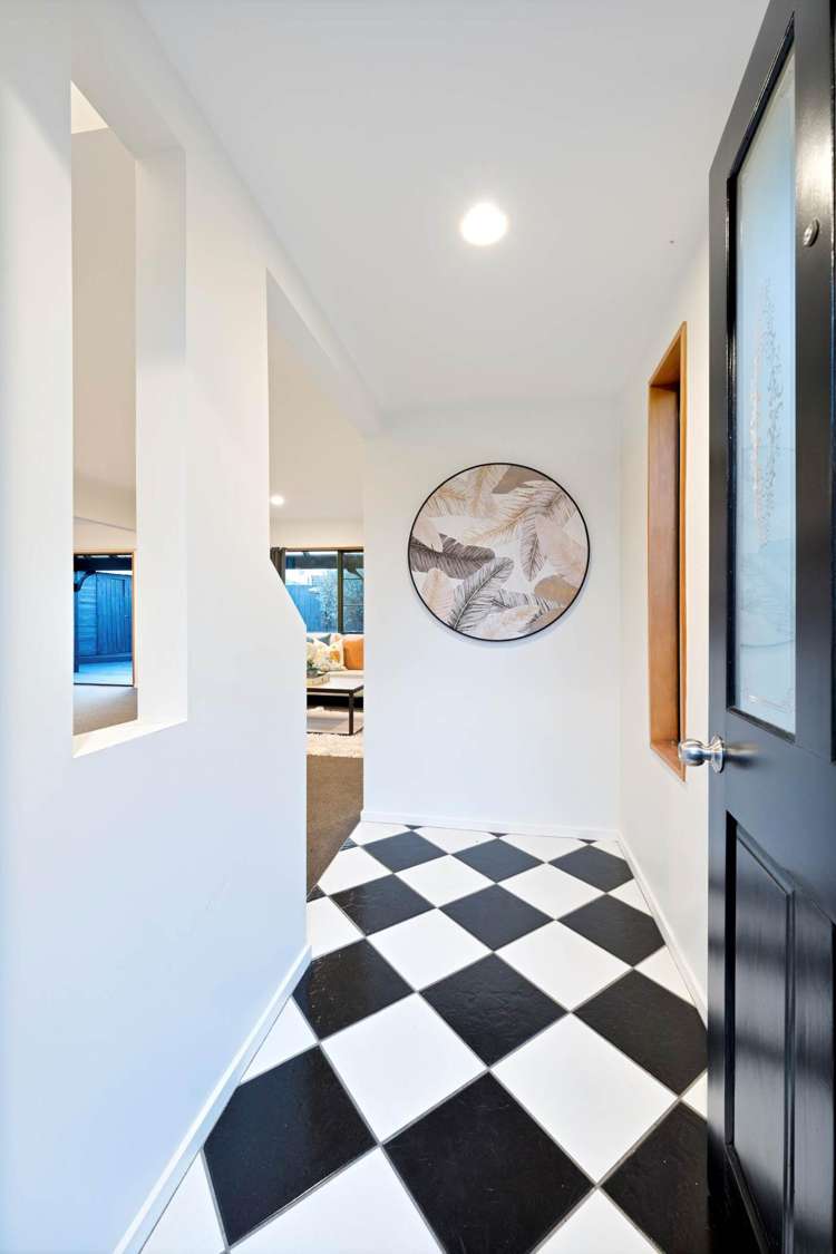 8a Longburn Road Henderson_5