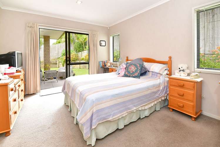 12 Bloomfield Rise Stanmore Bay_9