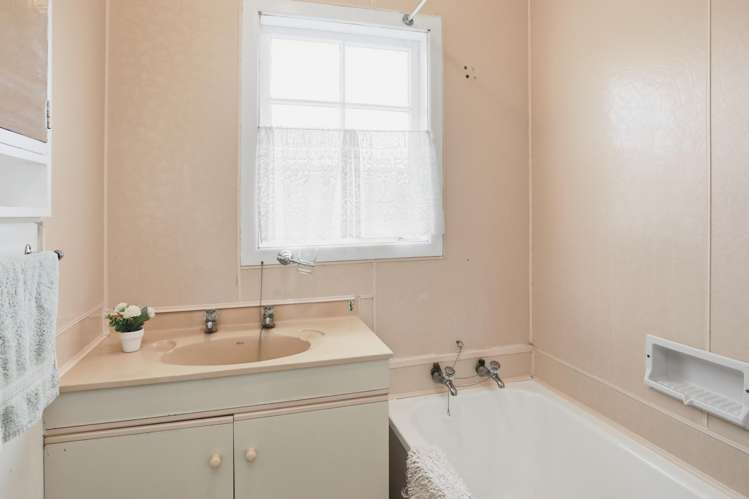 32 Willoughby Street Paeroa_7