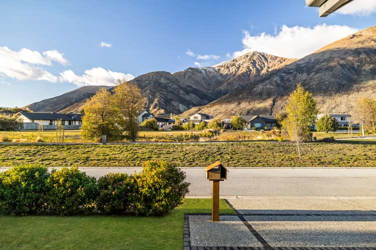 11 Castalia Drive Dalefield/Wakatipu Basin_18