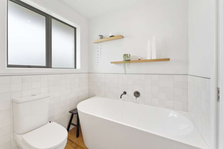 4 Chevy Place Hoon Hay_11