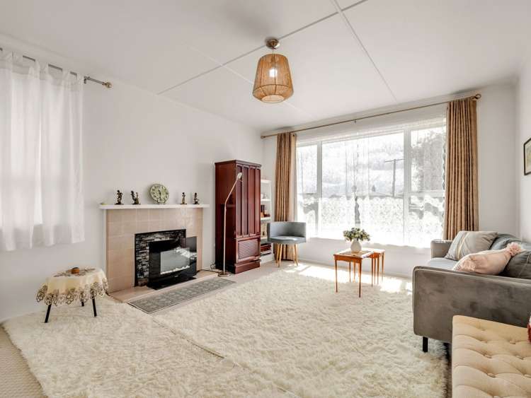 21 Elliott Crescent Owhata_10