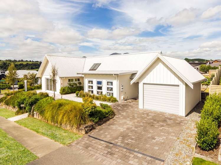 1 Brompton Close Richmond Heights_0