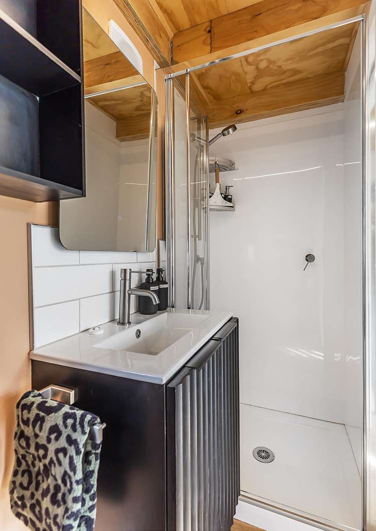 31 Kapiti Crescent Titahi Bay_25