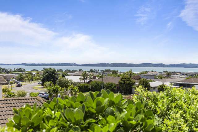 18 Columbia Crescent Beachlands_3